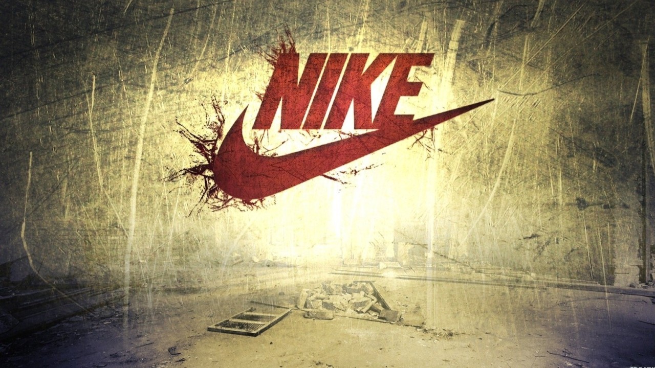 Nike recovery story showing strategy changes, declining sales, athlete departures and CEO Elliott Hill’s turnaround plan.