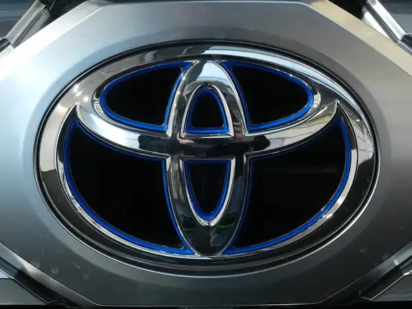 Toyota rearview camera recall 2026 affecting 144200 US Lexus NX350 NX250 RX350 TX350 vehicles with failed reverse camera display confirmed by NHTSA for free dealer repair.